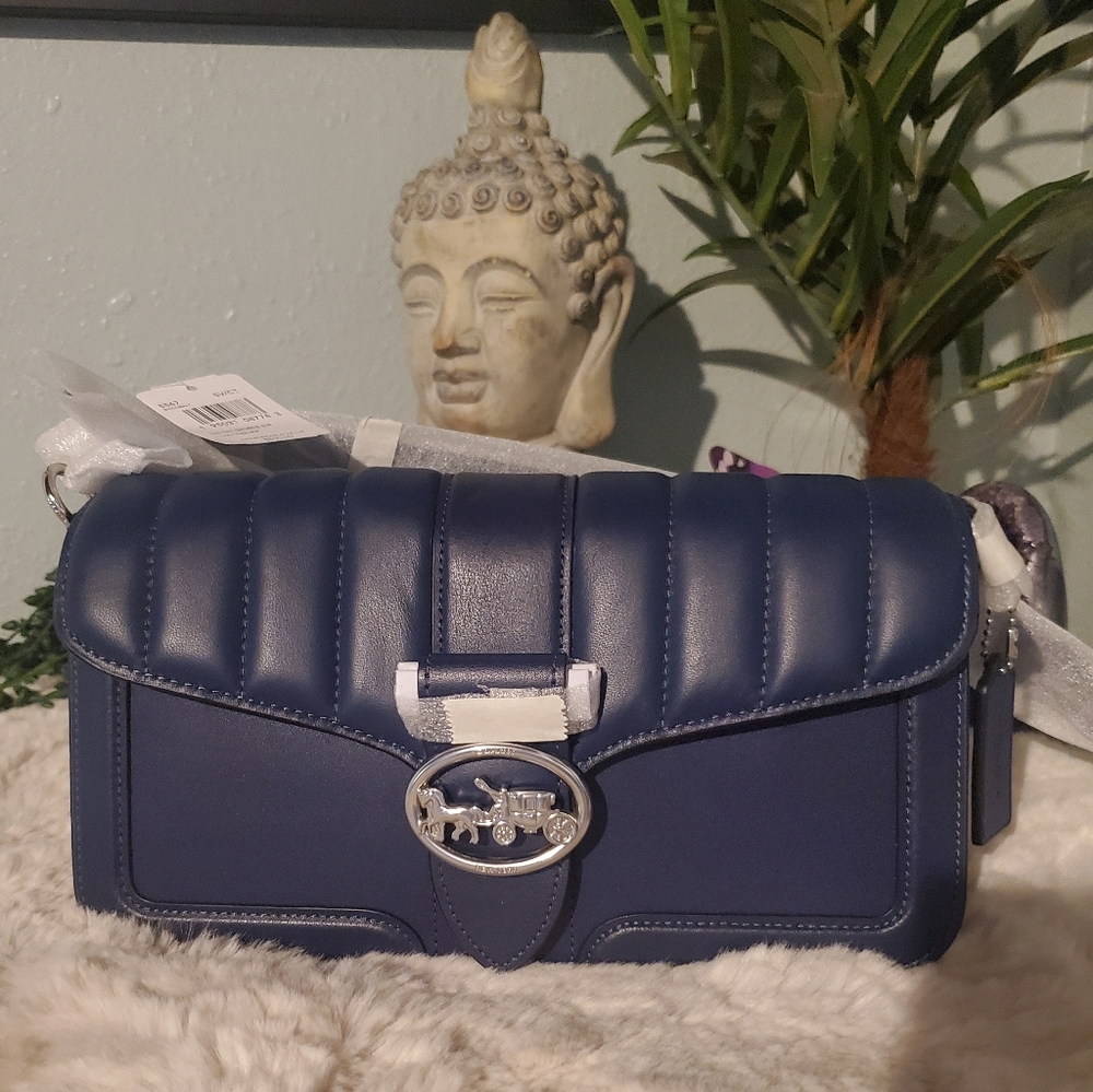 Coach Georgie Shoulder Navy purse 100% Authentic